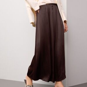 DONNI  Satiny Simple Skirt, XL